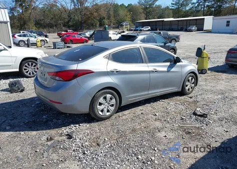 2016 Hyundai Elantra Se z USA, uszkodzony, nr VIN 5NPDH4AE1GH678071